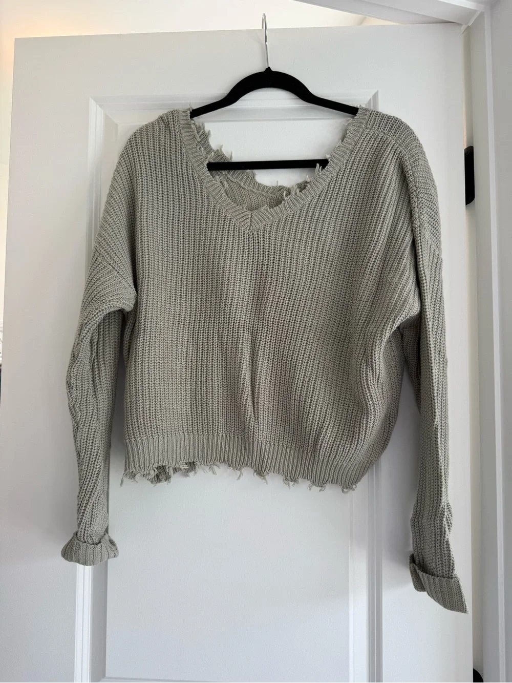 Distressed V-Neck Women’s Sweater in Light Gray/Green